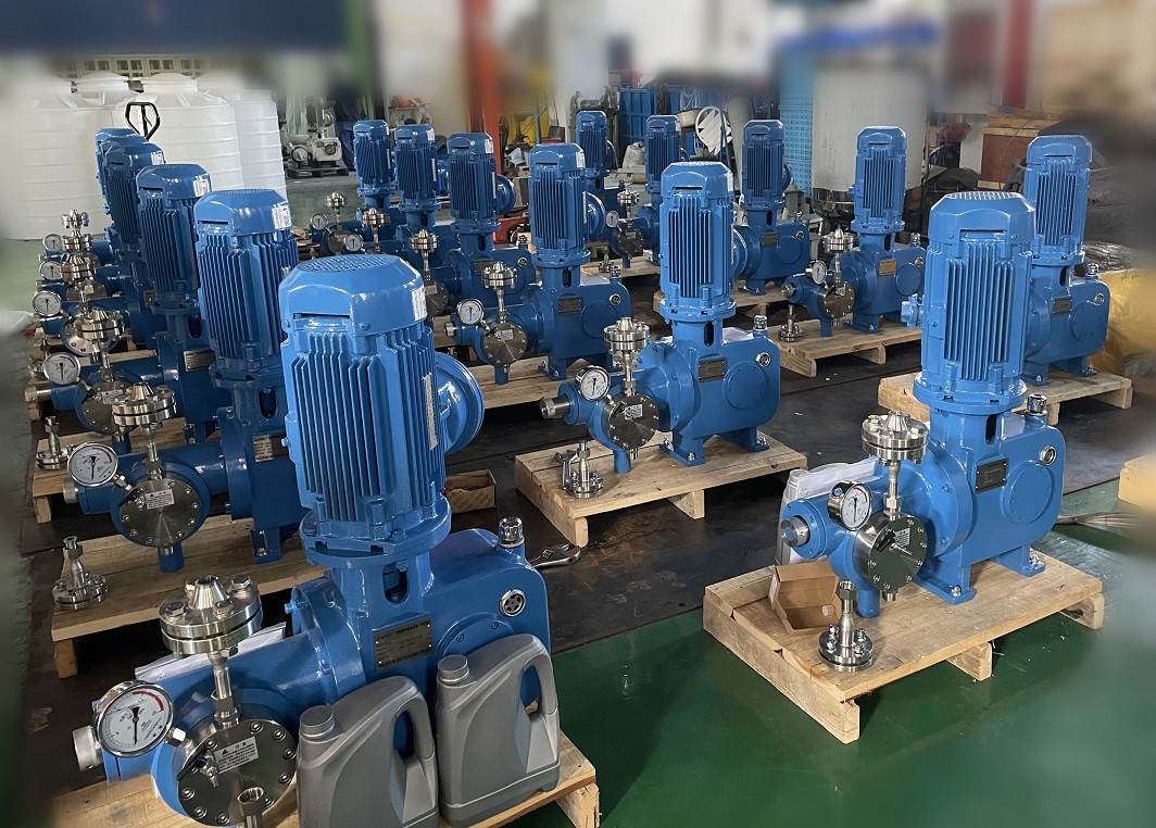 供氟化工計量泵一批.jpg